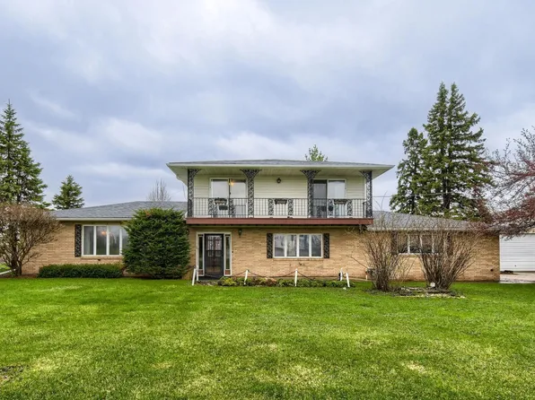 14240 240th St E, Cannon Falls, MN 55009