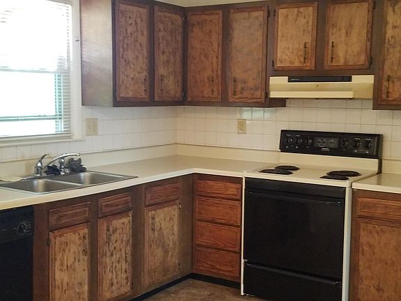 2nd image of 1088 Tatesbrook Dr
