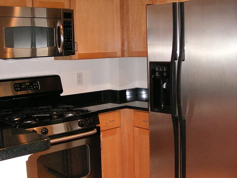 1205 Garfield St #206 — Photo 8