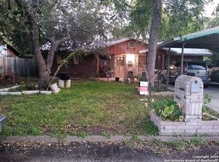 306 Pine St, Kenedy, TX 78119
