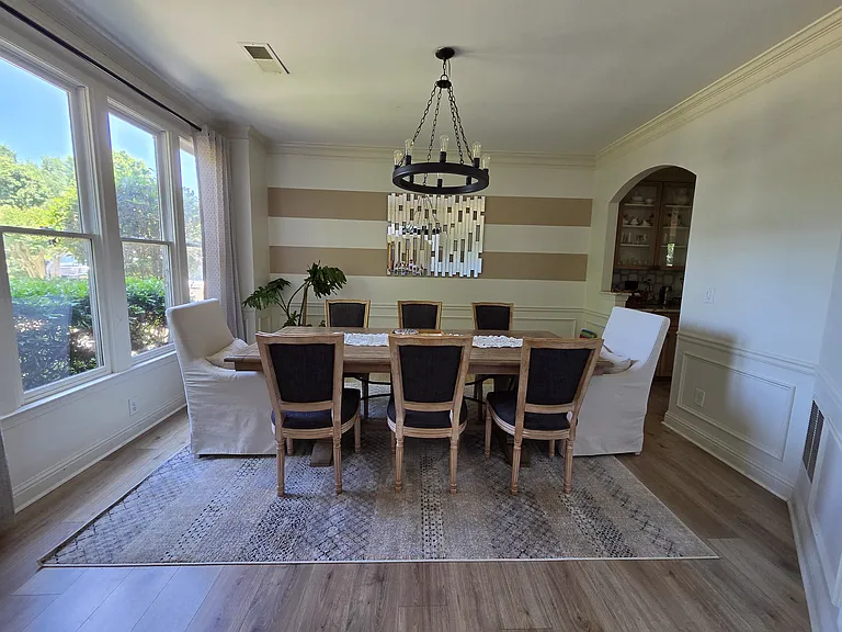 1210 Beacon Hill Xing — Photo 4