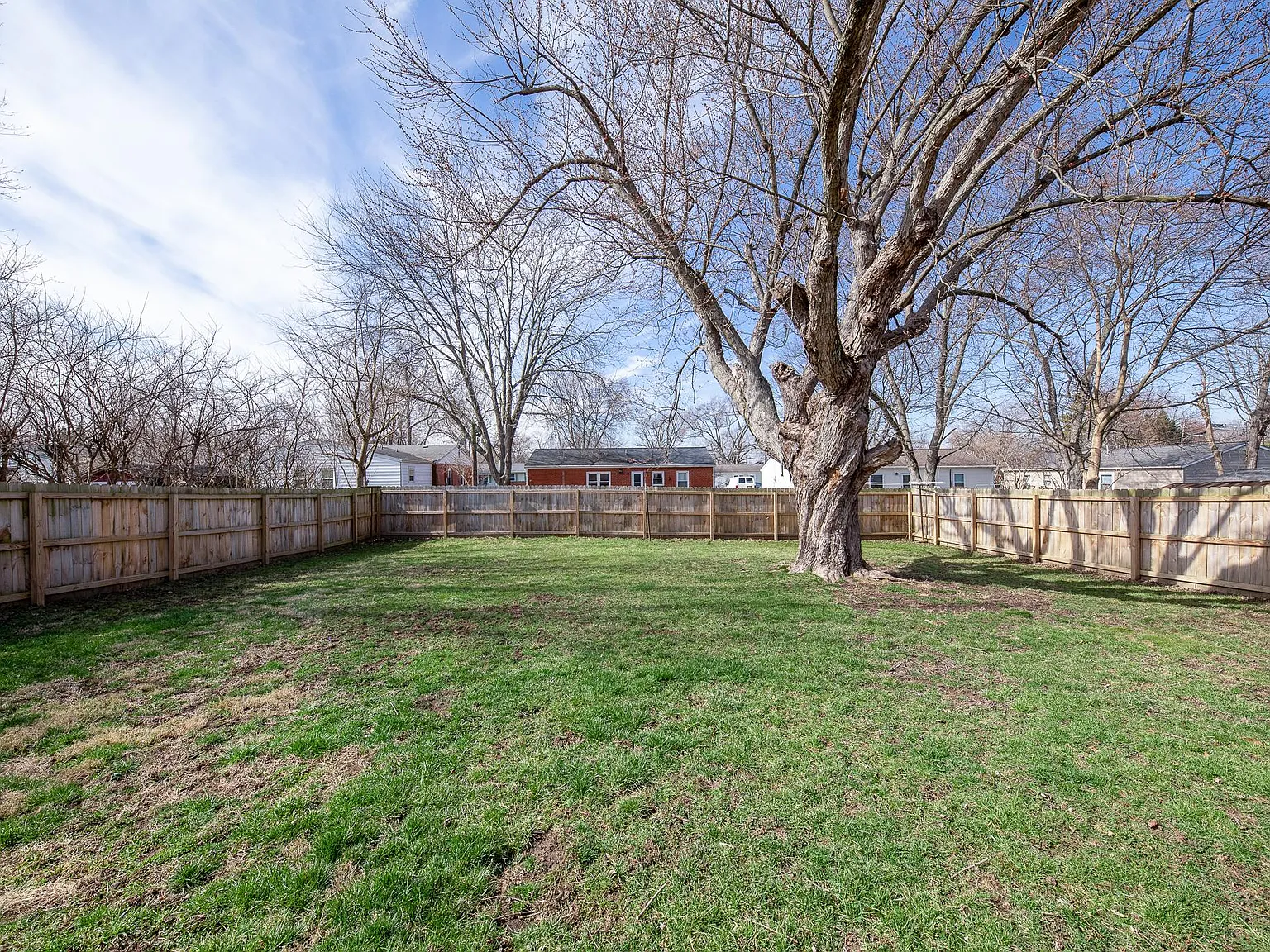 3 bed, 864 sqft, $2,380 — Photo 4