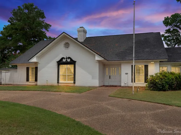 331 Greenacres Blvd, Bossier City, LA 71111