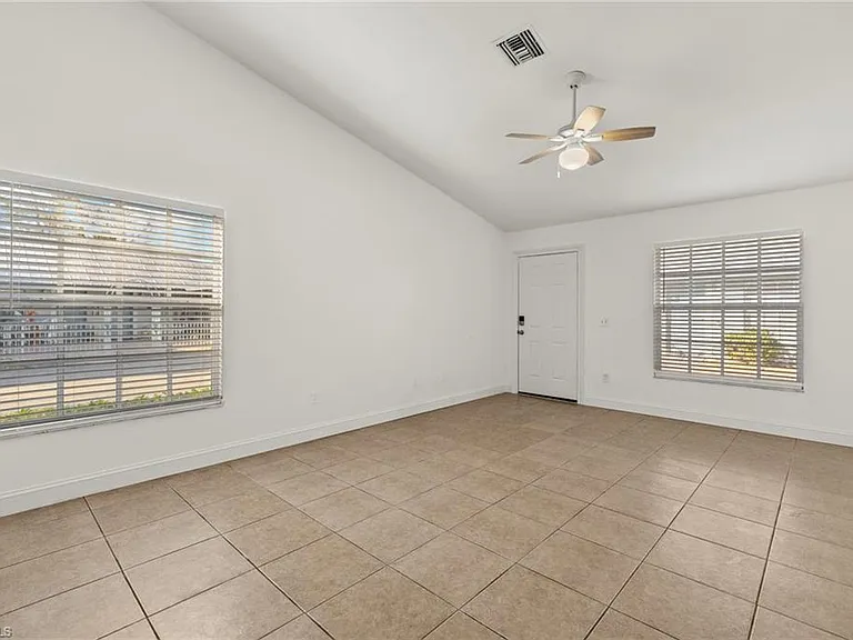 6254 Vista Garden Way #A — Photo 6