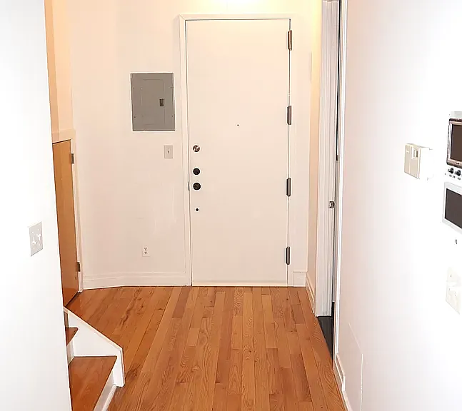 689 Myrtle Ave #4F — Photo 7
