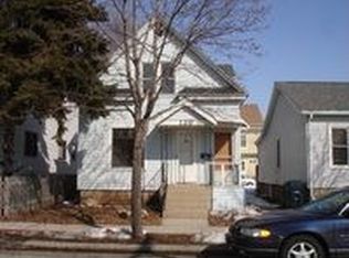 139 Gillett St, Fond Du Lac, WI 54935