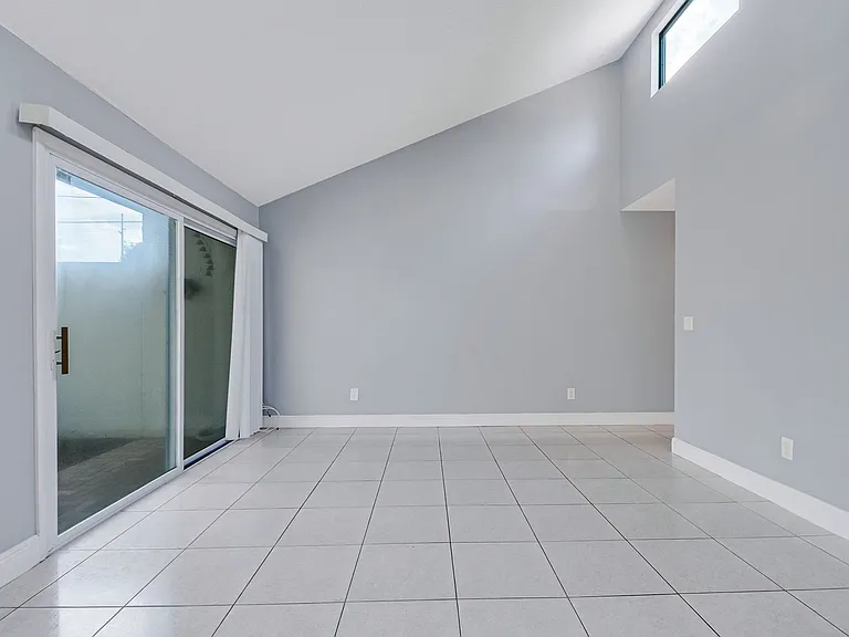 2304 Inagua Way — Photo 29