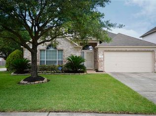 722 Far Pines Dr, Spring, TX 77373