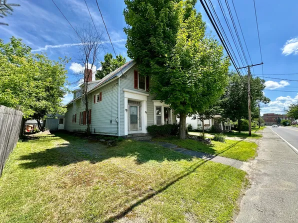 33 North Avenue, Skowhegan, ME 04976