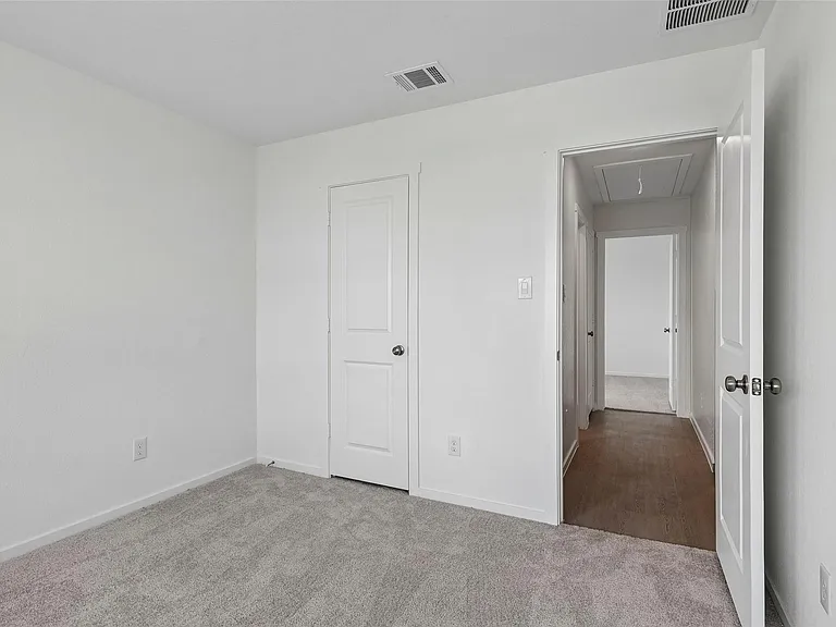 3188 Dispatch Dr — Photo 32
