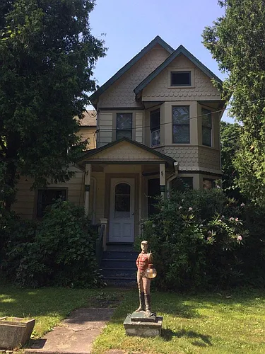 1 1st St Photo 1