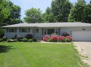 912 N Carpenter Rd, Brunswick, OH 44212
