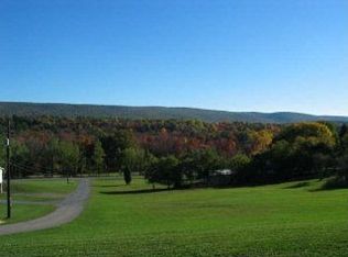 2581 Summer Valley Rd, New Ringgold, PA 17960