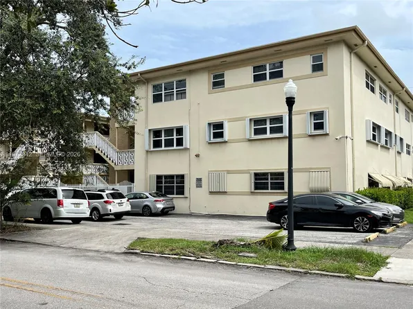 1958 Monroe St APT 210, Hollywood, FL 33020