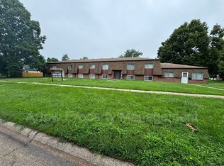 1725 N Iowa Ave APT 2, York, NE 68467