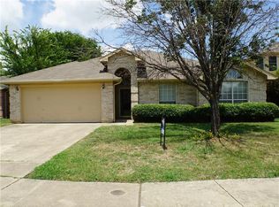 1212 Gaines Mills Rd, Grand Prairie, TX 75052