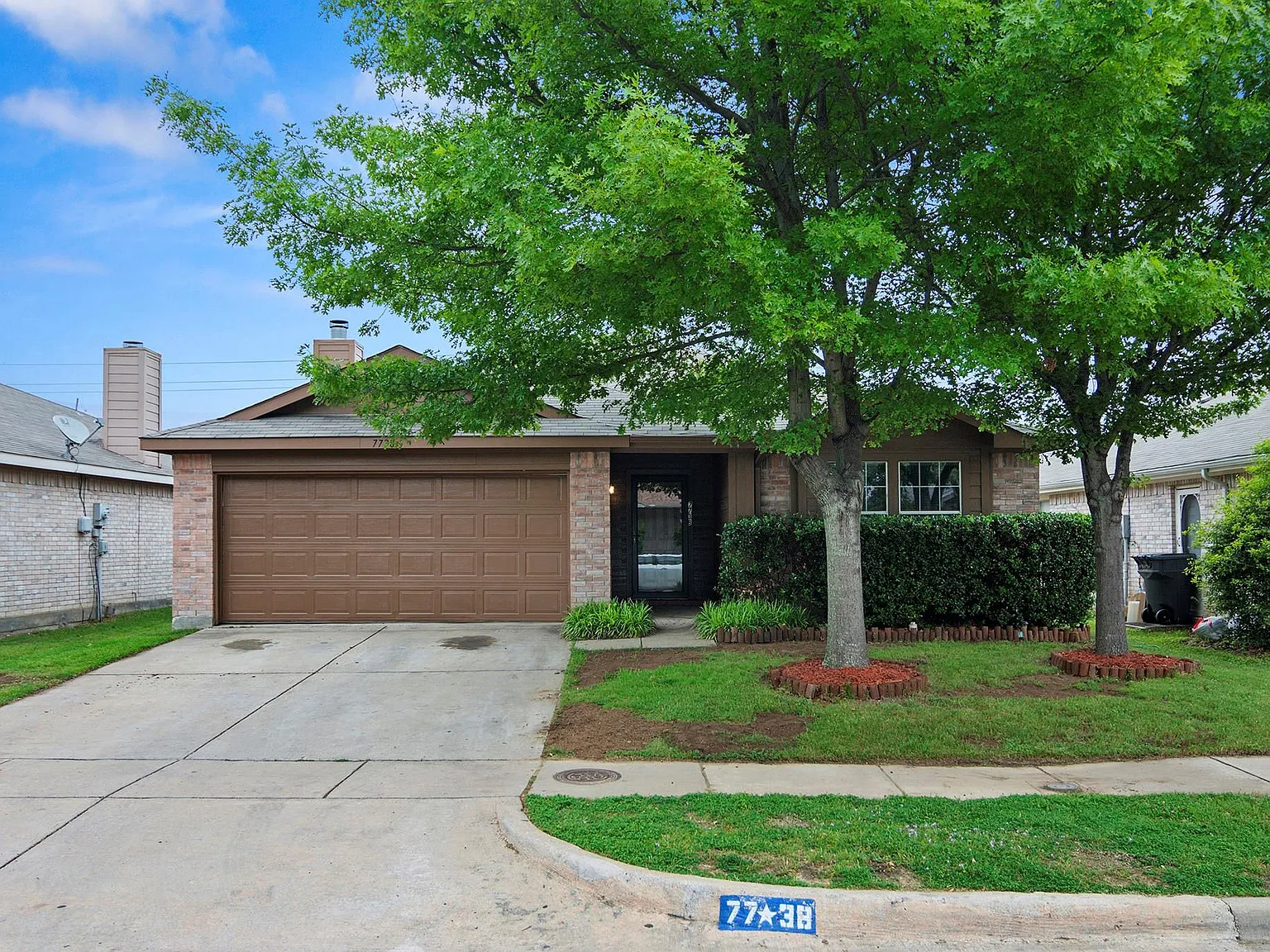 4 bed, 1830 sqft, $2,300 — Photo 1