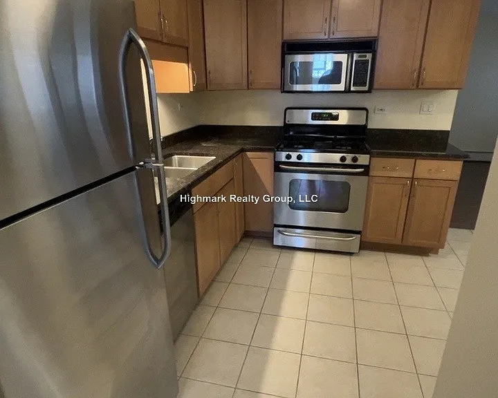 317 Wisconsin Ave #1C — Photo 1