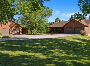 10750 E North La Vista Dr #D, Columbia, MO 65202