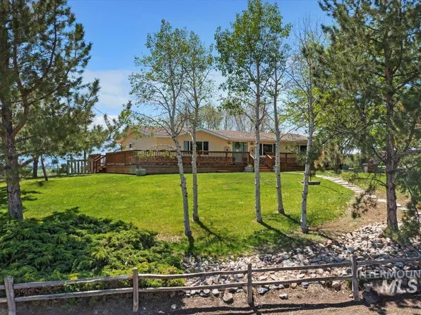945 W Wanda Ln, Heyburn, ID 83336