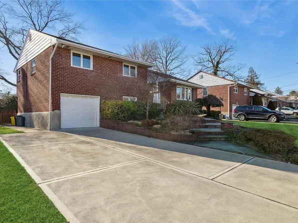 (undisclosed Address), Plainview, NY 11803