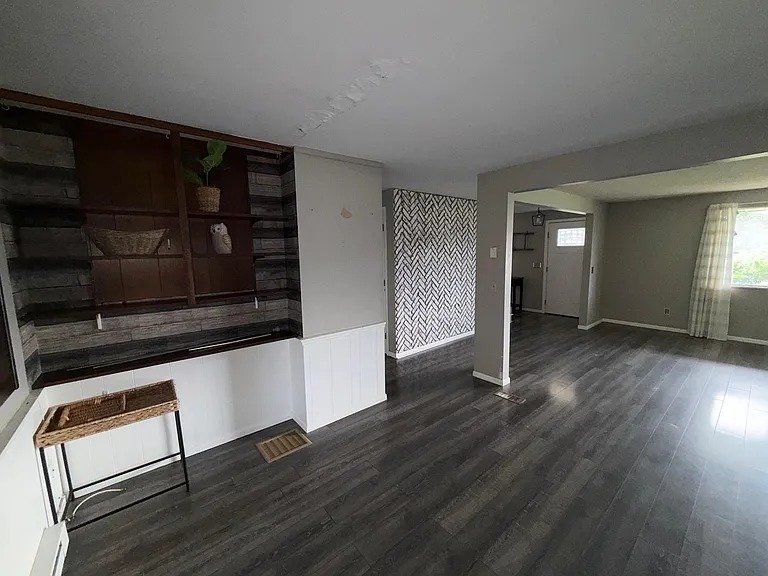 4010 Hobson Rd — Photo 12