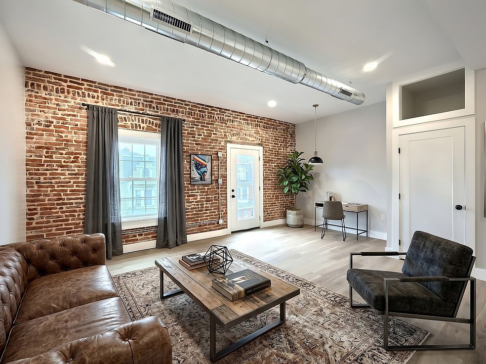 1st image of 1111 N George St Suite 3A