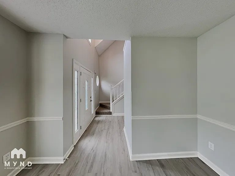 6252 Phillips Lake Cv — Photo 18