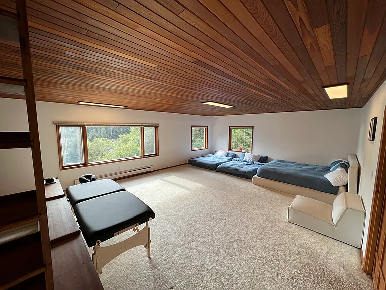 Cedar Beach Dr — Photo 25