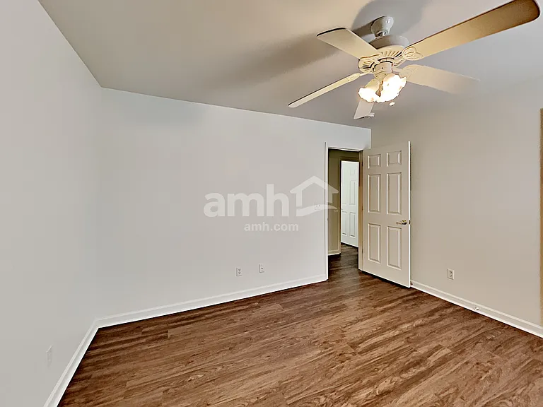 1914 Amacher Dr — Photo 16