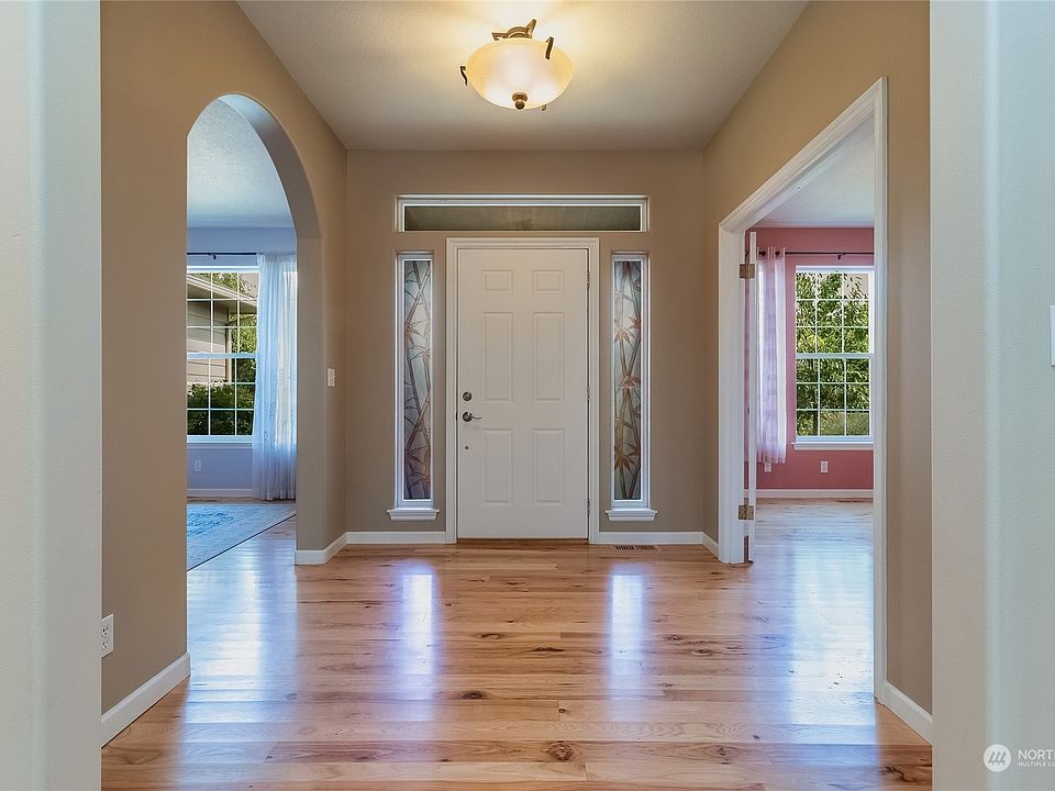 1952 Gemstone Drive, Walla Walla, WA 99362 Zillow