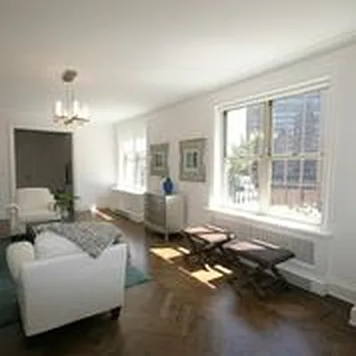 Rented by Stonehenge NYC LLC | media 36