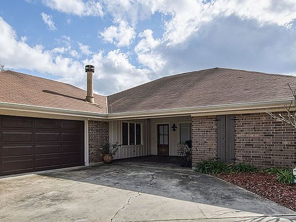 5th image of 304 Hermitage Dr