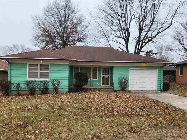 104 Elk St, Seneca, KS 66538