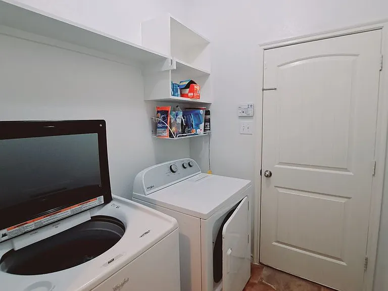 8408 Loma Alta Trl — Photo 21