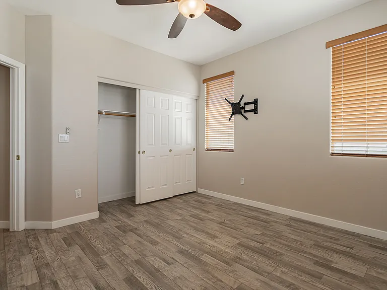 8611 Splendid Leaf Ct — Photo 38