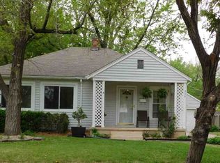 939 N Ridgewood Dr, Wichita, KS 67208