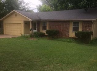 915 E Sunshine St, Springfield, MO 65807