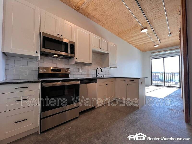 304 5th St, West Des Moines, IA 50265 Zillow