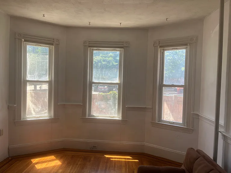 58 Aspinwall Ave #1 — Photo 10