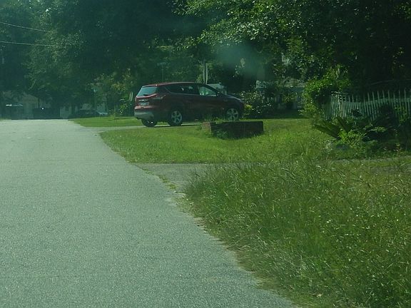 5th image of 2627 Oregon Ave