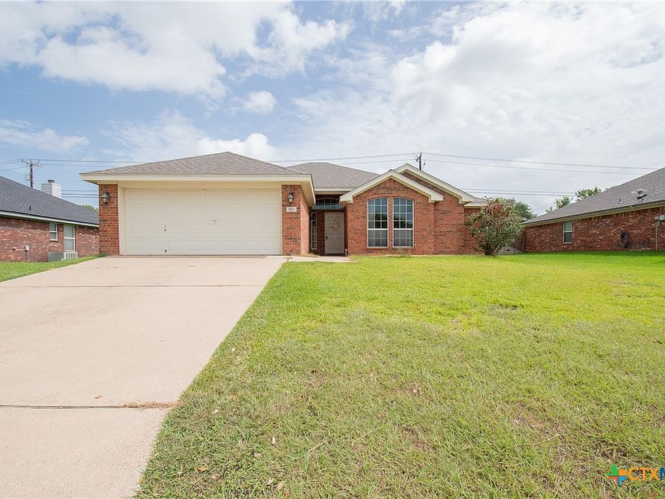 1st image of 912 Heather Marie Ct