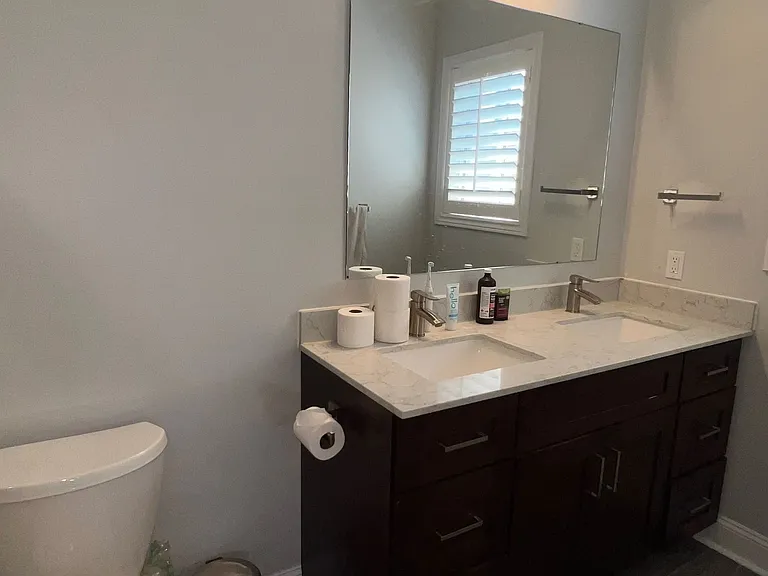 88 Baycliffe Dr — Photo 8