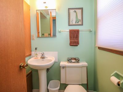 5426 Greening Ln, Madison, WI, 53705