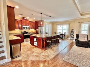 7338 Highway 90, Grand Ridge, FL 32442