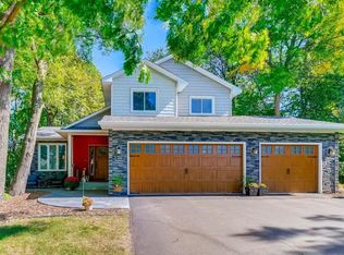 14781 Meadowood Dr, Savage, MN 55378