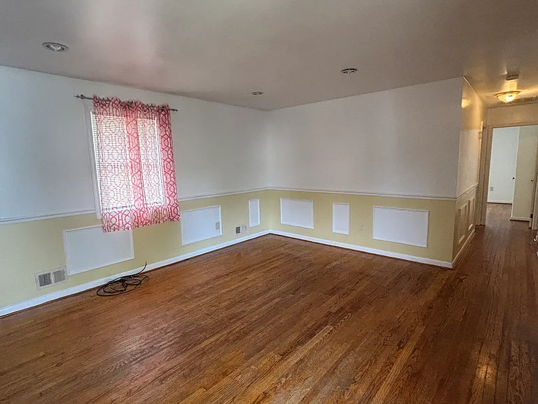 8812 35th Ave — Photo 74