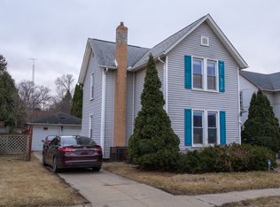223 W Avon St, Freeport, IL