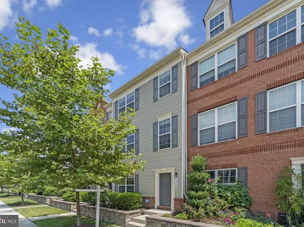 7720 Blue Stream Dr, Elkridge, MD 21075