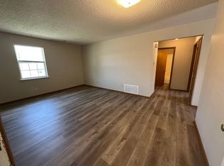 417 Creach Dr, Warrensburg, MO 64093